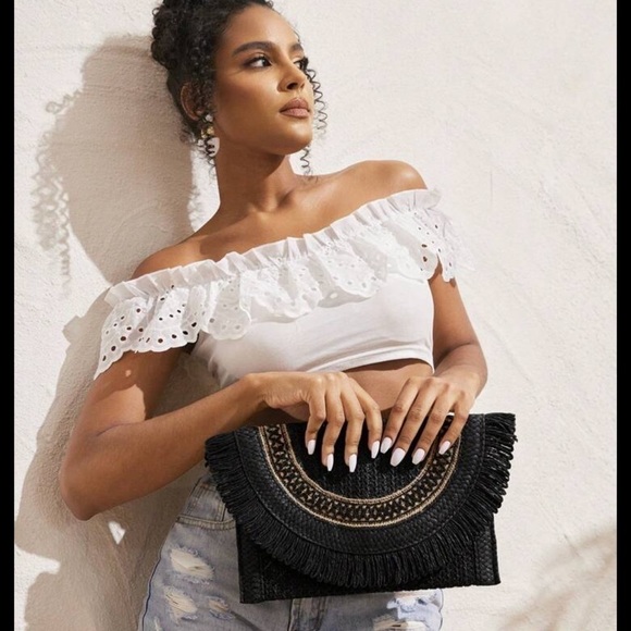 Dual-Color Straw Woven Fringe Clutch Purse - Picture 12 of 12